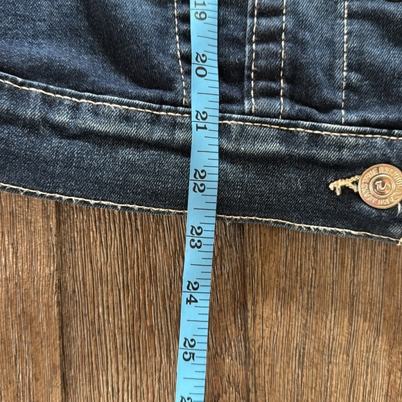 True Religion PIPED TRUCKER DENIM JACKET in Night Lights - Picture 12 of 12